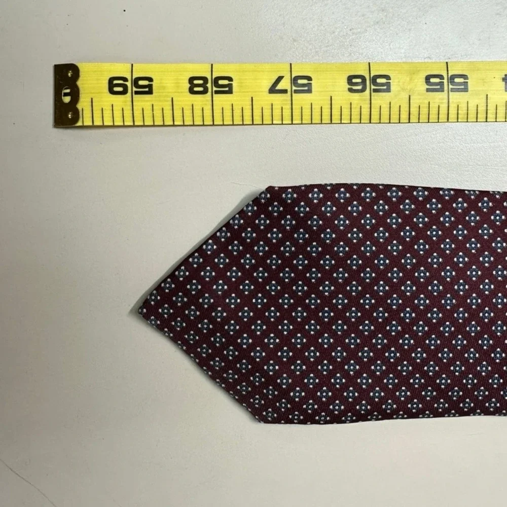 Britches of Georgetowne Mens Silk Tie Burgundy Blue Geometric Diamond Italy 59in
